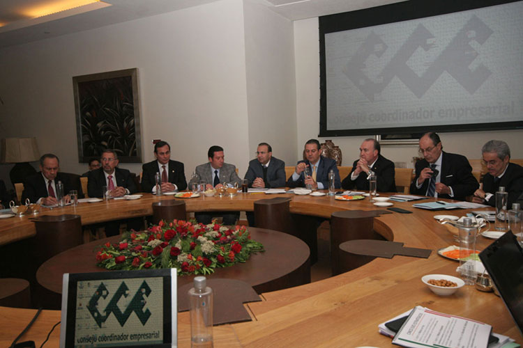 “Empresarios mexicanos construimos puentes, no muros”: CCE