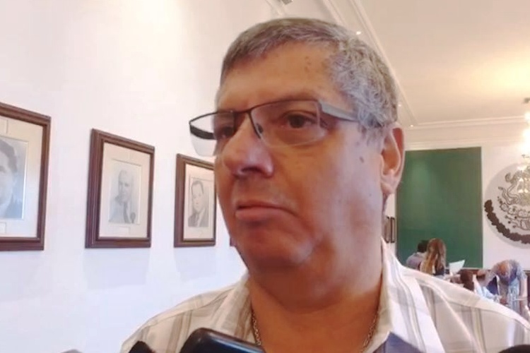 Admite regidor poca destreza de administración actual