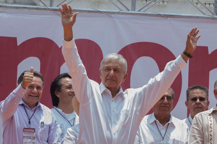 Encuesta: AMLO, favorito para ganar en el 2018; PAN rebasa al PRI