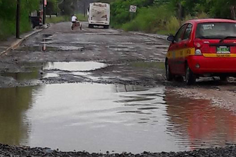 Mil familias de Miramápolis incomunicadas por las lluvias