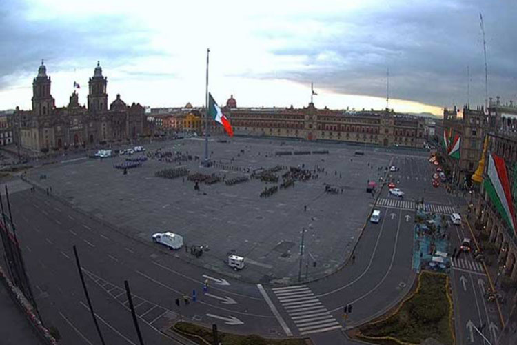 Izan bandera a media asta por sismo de 1985