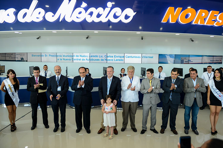 Inaugura Alcalde Canturosas central de autobuses