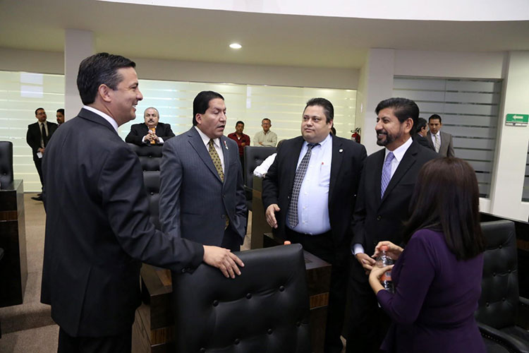 El dueño del Congreso es el Gobierno: RRS