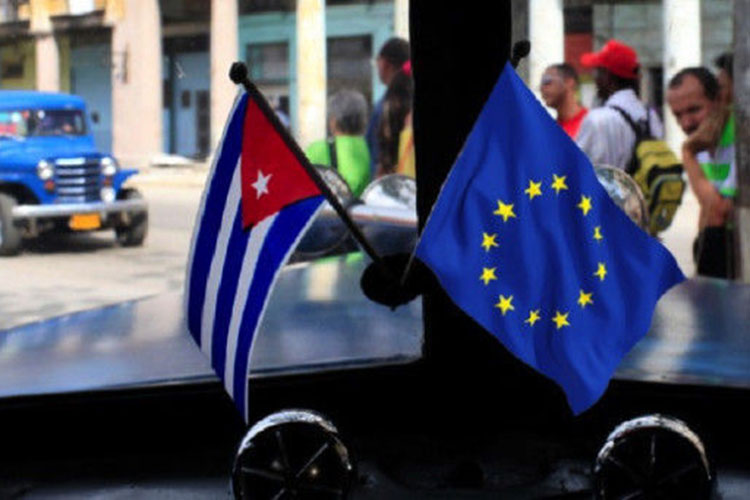 UE estudia firmar pacto con Cuba tras alejamiento