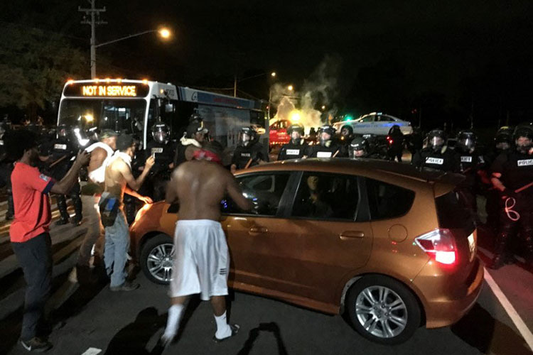 Disturbios por muerte de hombre afroestadunidense en Charlotte