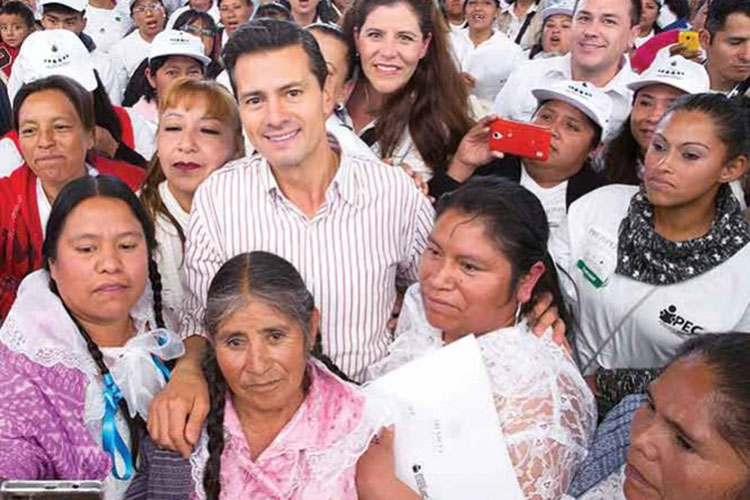 Absurdo, culpar al Estado por Iguala o Tanhuato: Peña