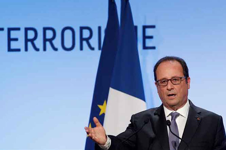 Rechaza Hollande prohibición de burkini en playas francesas