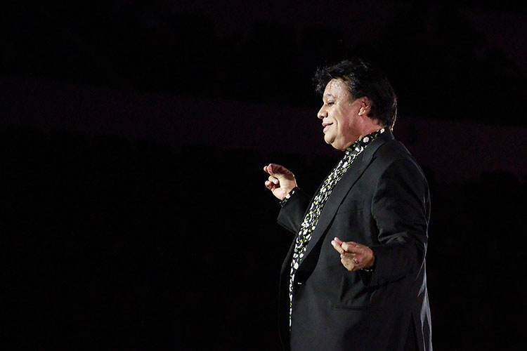 El sábado llegarán a Ciudad Juárez cenizas de Juan Gabriel