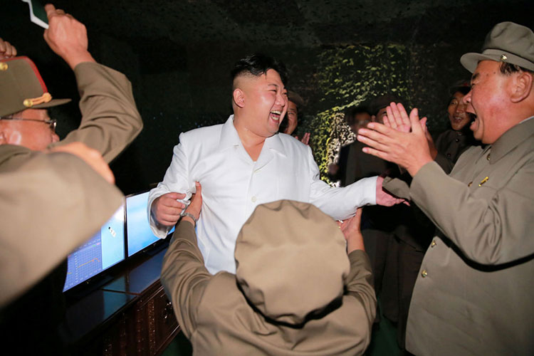Líder norcoreano llama a incrementar capacidad nuclear