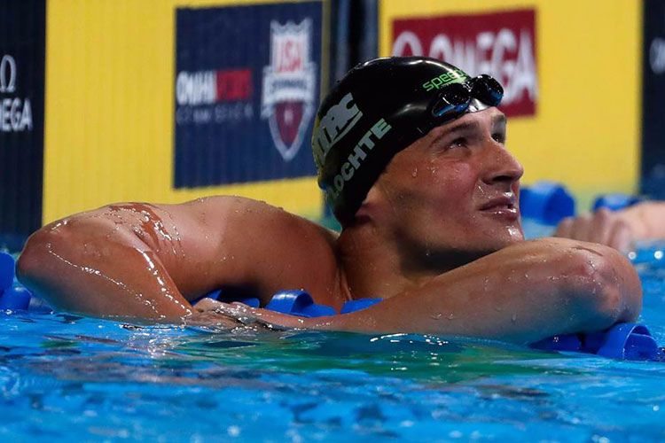 Lochte sigue en el ojo del huracán por su mentira
