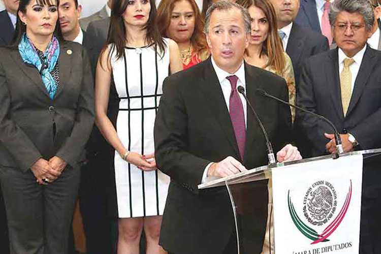 Propone reducir en $239.7 mil millones el presupuesto 2017