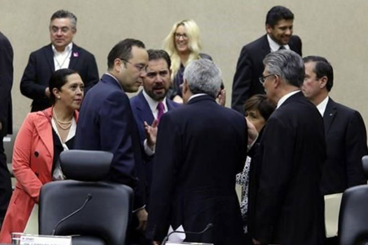 Partidos regresarán más de 90 mdp por remanentes de campaña