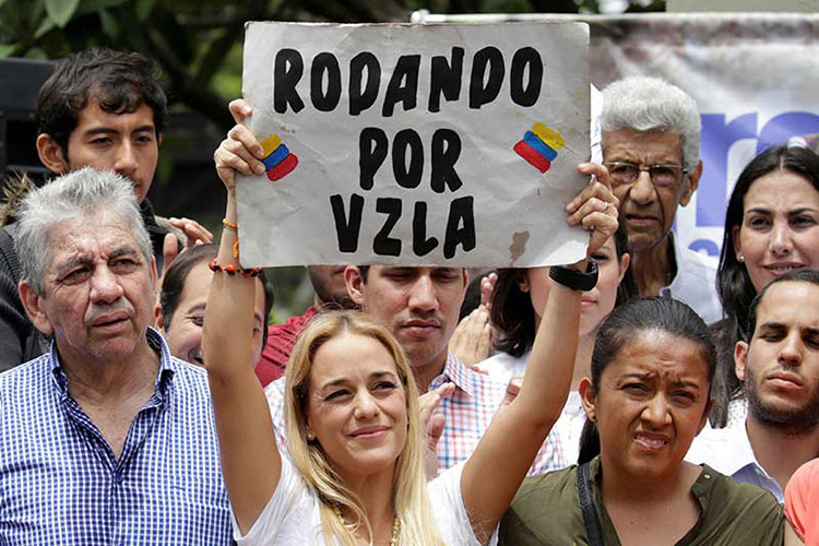 Denuncian a Nicolás Maduro ante la Corte Penal Internacional