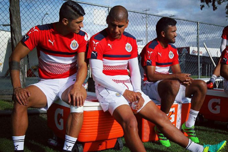 Pulido ya entrena con el Rebaño y se presenta con golazo