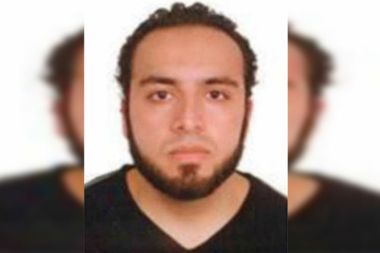 Buscan a sospechoso del bombazo en NY; Ya fue identificado