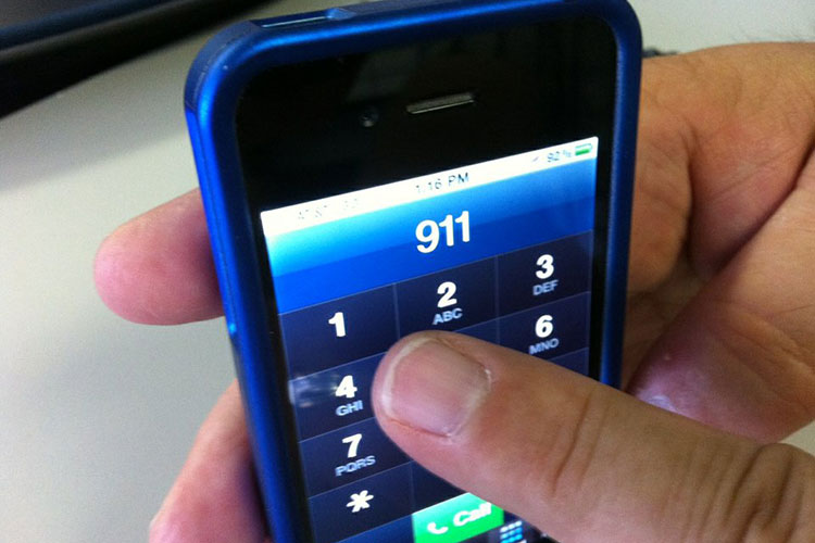 Cae la primera persona que realiza una llamada de broma al 911