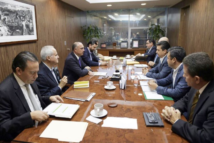 Destraba Gobernador apoyos para productores de Tamaulipas