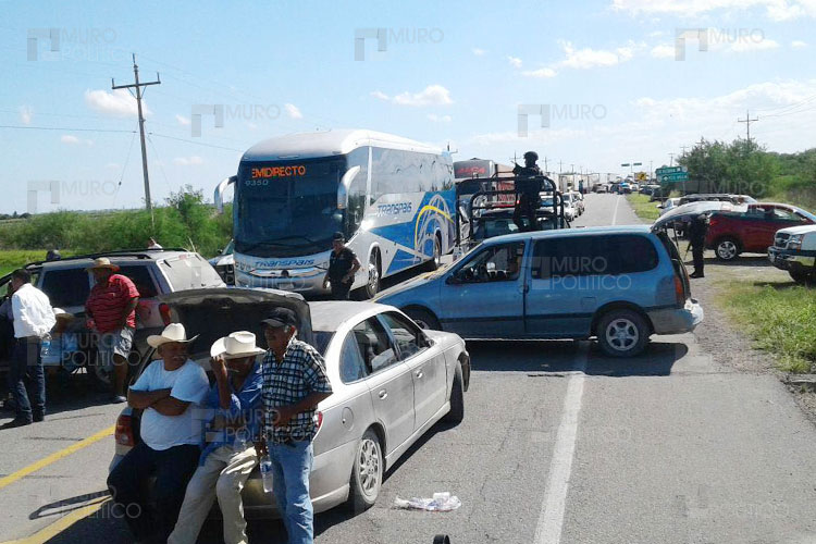 Liberan carretera San Fernando-Matamoros