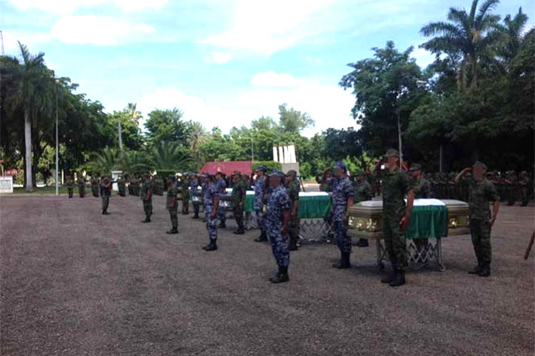 Rinden homenaje a militares emboscados en Sinaloa