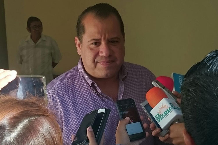 Se reúne Oscar Almaraz con funcionarios de Gobierno Estatal