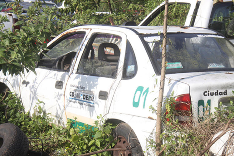 Recibe municipio de Madero parque vehicular en malas condiciones