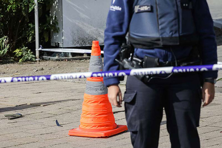 Acuchillan a dos policías en Bélgica