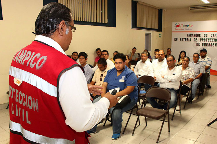 Capacita Protección Civil de Tampico a empresas de la localidad