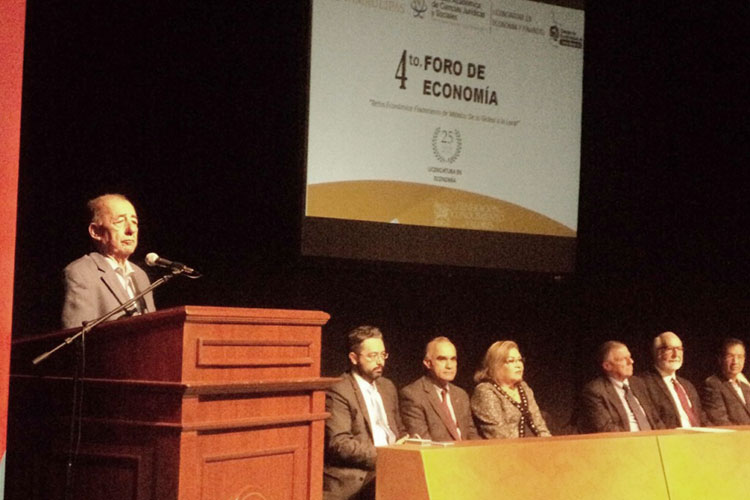 Realiza UAT en Tampico Foro de Economía y Finanzas