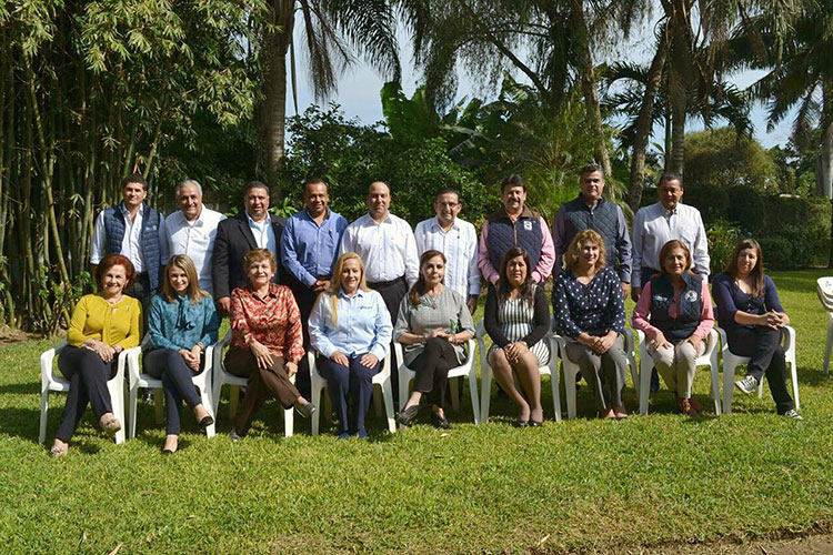 Mantendrá Congreso diálogo abierto con Municipios
