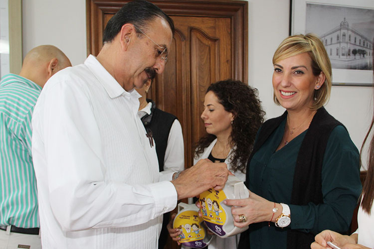 Se suma DIF Victoria a boteo Teletón 2016