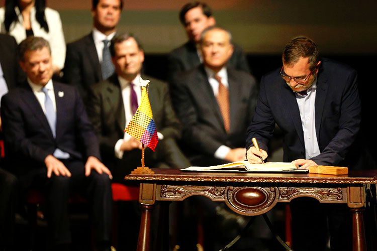 En 150 días las FARC dejarán de existir, asegura Santos