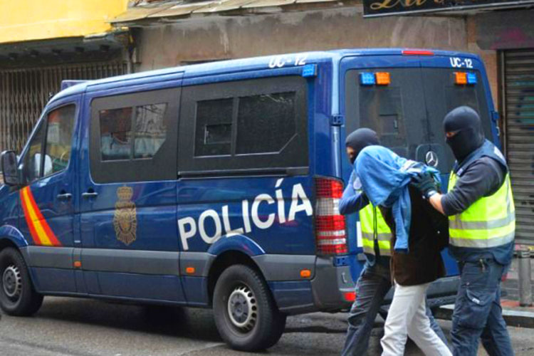 Arrestan en España a 4 sospechosos de posibles nexos con el EI