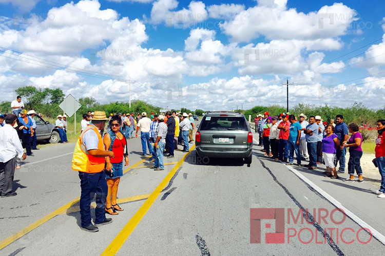Regresan bloqueos de carreteras en Altamira y San Fernando