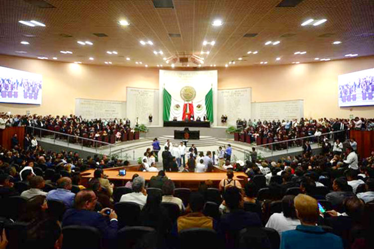 Flavino Ríos manda al Congreso el Sexto Informe de Duarte