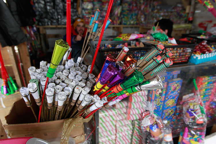 Llegan a ayuntamiento 10 permisos para venta de juegos pirotécnicos