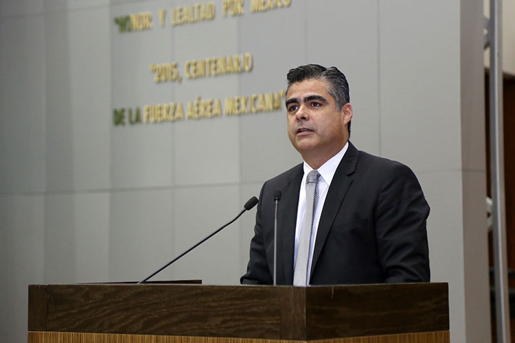 ‘Cocinan’ relevo en el PRI bajo crisis