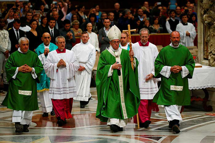 El Papa celebra misa ante mil presos