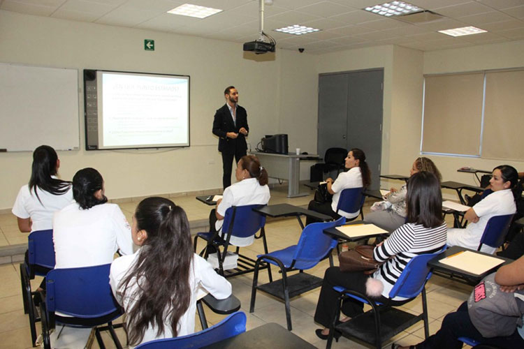 Promueve UAT nuevas metodologías para la profesión de Enfermería