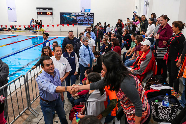Inaugura Enrique Rivas Olimpiada Estatal de Natación