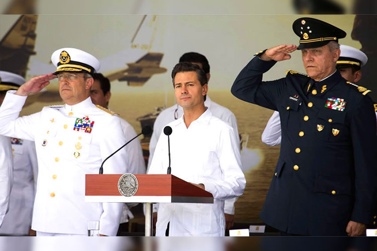 Peña Nieto conmemora en Sonora el Día de la Marina