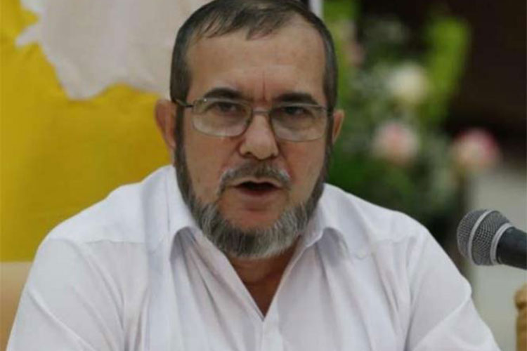 Jefe de las FARC viaja a Colombia para firmar el nuevo acuerdo de paz