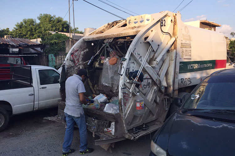 Promete Almaraz reforzar recolección de 61 rutas de basura