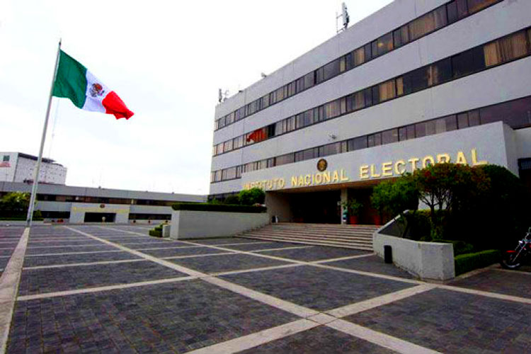 Asciende a 3.9 mil mdp financiamiento público a partidos para 2017: INE
