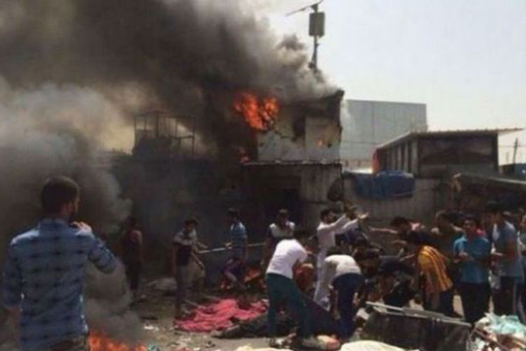 Kamikaze del EI se hace estallar dentro de vivienda en Irak; hay 8 muertos