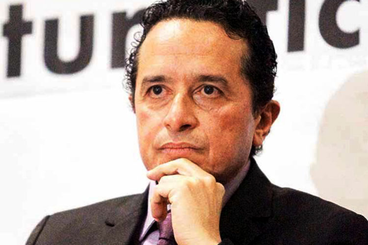 Joaquín denuncia a Borge ante la PGR