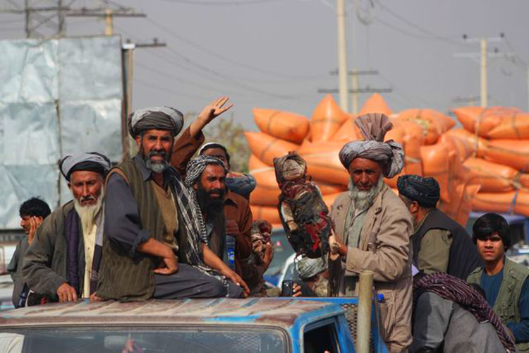 Mueren 30 civiles en bombardeo de OTAN en Kunduz