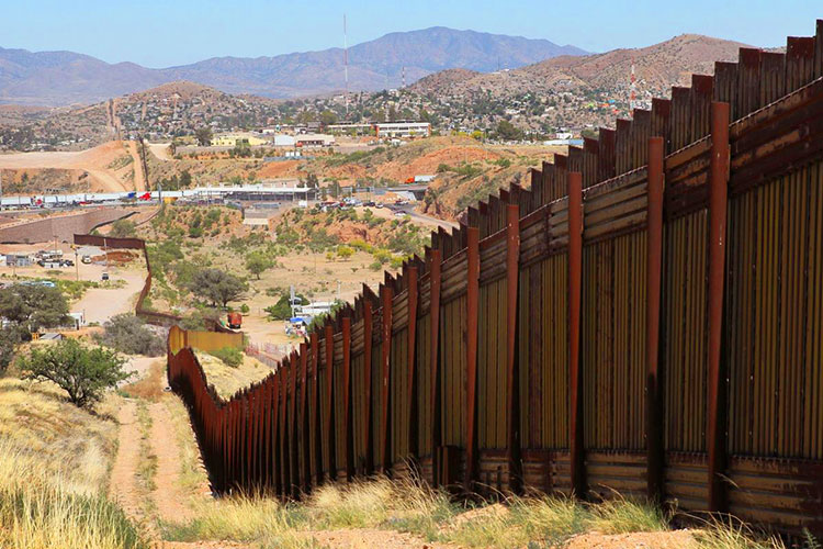 Congreso de EU obtendrá los fondos para construir muro: legislador
