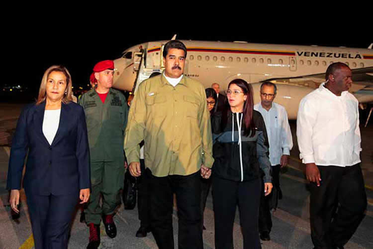 Nicolás Maduro llega a Cuba para despedir a Fidel Castro