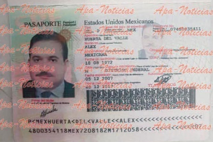 Detectan pasaportes falsos de Javier Duarte en aeropuerto