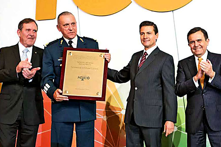 EPN niega crisis; hay cifras positivas en economía, dice